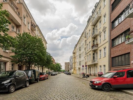 Stunning & spacious Altbau apartment in fantastic Friedrichshain, Berlin - Amsterdam Apartments for Rent