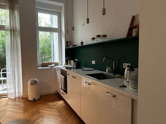 Beautiful 1 Bedroom Studio in Central Charlottenburg, Berlin - Amsterdam Apartments for Rent