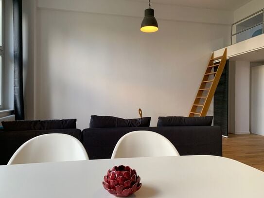 Bright & Beautiful Studio Apartment in Berlin-Zehlendorf, Berlin - Amsterdam Apartments for Rent