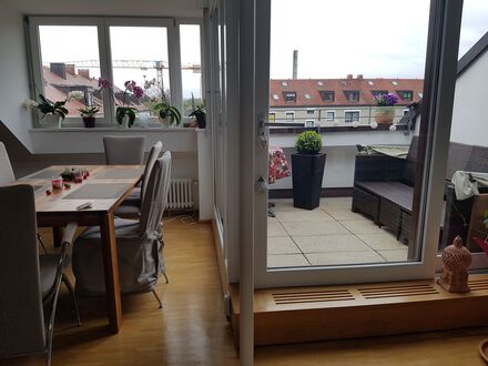 Schicke moderne Dachterrassenwohnung zentral in München-Sendling | Quiet & charming home in vibrant neighbourhood, Münc…