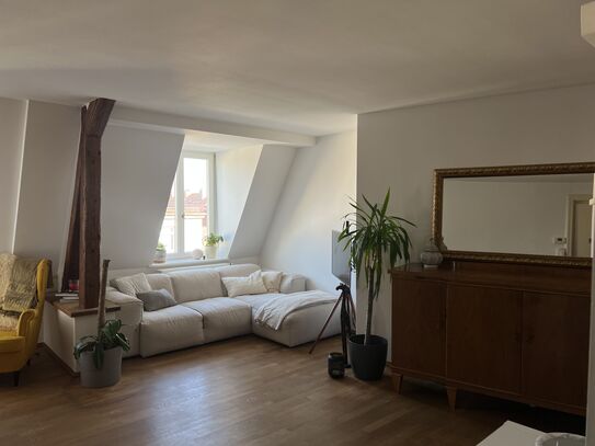 Helle 2-Zimmer-Wohnung in Neuhausen zur Zwischenmiete (7.5 Monate)