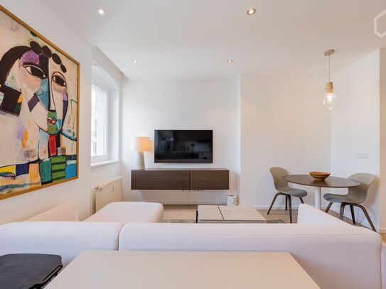 Great and fashionable home with the best location (Mitte)