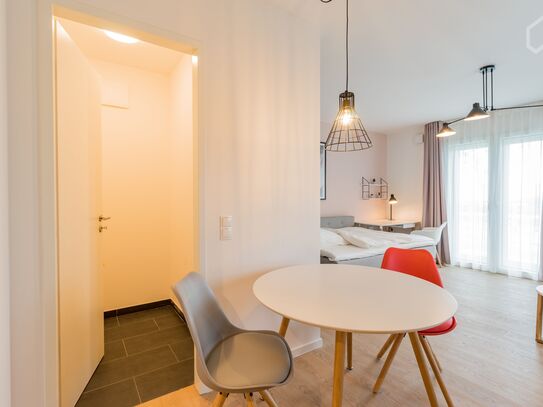 Neat & quiet apartment in Charlottenburg B2