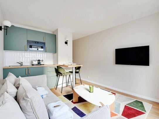 Charming Studio Retreat in the Heart of Levallois-Perret: Comfort and Style"