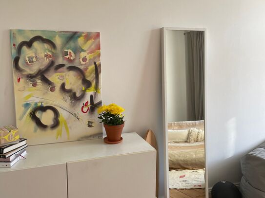 Helle & gemütliche Wohnung mit Balkon (Neukölln)