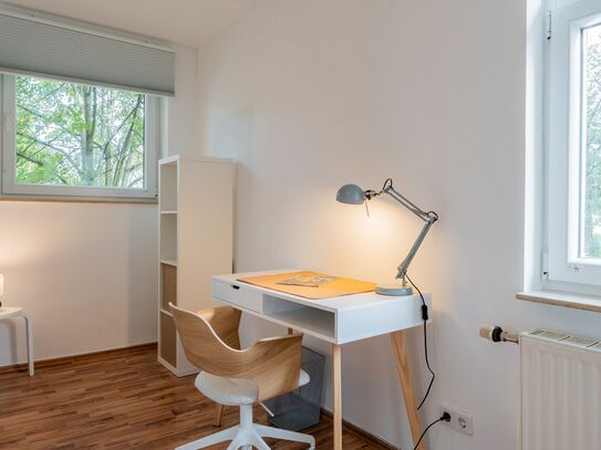 Brand New Furnished Sleep Quiet in 3 Room + Balcony flat at a cosy relaxing district of the wild main City Berlin