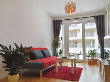 Modern möblierte 2-Zimmer-Wohnung in der Dresdner Altstadt | Modern furnished 2-Room apartment in the Old Town of Dresd…