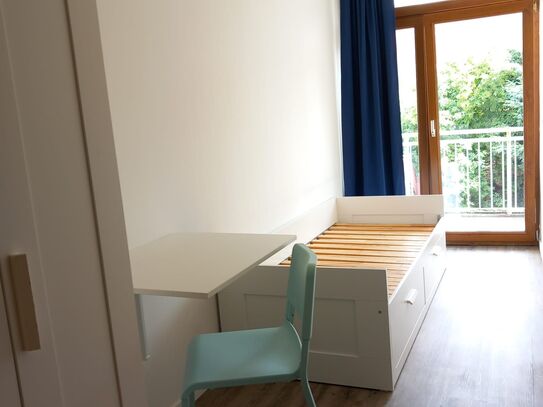 Kleines WG-Zimmer in sympathischer Wohngemeinschaft