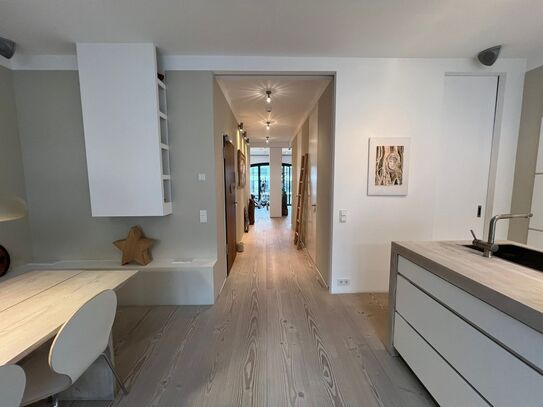 Charming, Stylish Loft Apartment Directly on the Alster Canal, Hamburg