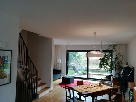 Gemütliches & modernes Doppelhaus in Schöneberg (Berlin) | Bright & fantastic townhouse in Schöneberg, Berlin