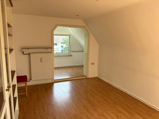 Bright, pretty, quiet & perfect located studio in Köln