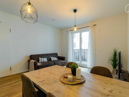 Sehr moderne, ruhige 2-Zimmer Wohnung mit Balkon im Neubau nahe Neukölln