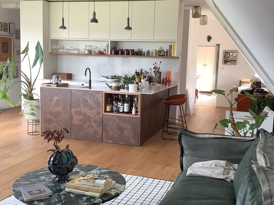 Modernes Zuhause mit grosser Dachterrasse in Kölner Südstadt