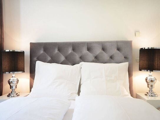 Exclusively furnished serviced apartment for your temporary stay for up to 2 persons in Frankfurt near Stadtwald