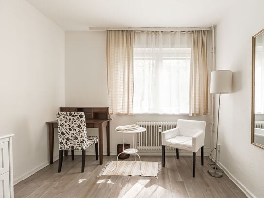 Spacious and lovely apartment located in Neukölln with garden