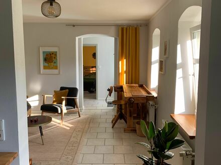 Möblierte Zwei-Zimmer-Wohnung in Dresden Loschwitz | Two room apartment in Dresden Loschwitz