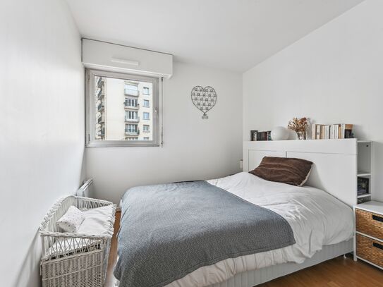 ID 409 - one bedroom apartment in rue Lecourbe 15th arr