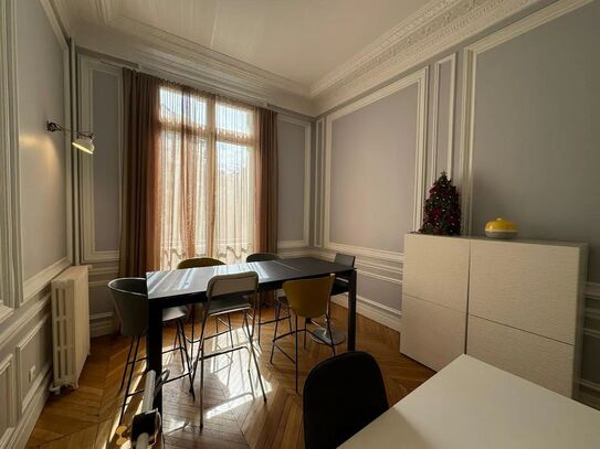 Luxury Apartment on Avenue Victor Hugo, Paris 16th