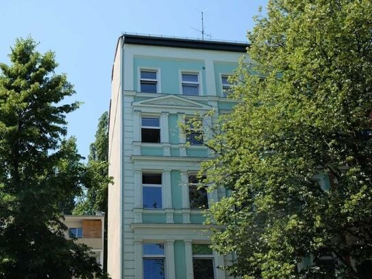 Nicely furnished little studio in Kreuzberg 100m from the Spree river