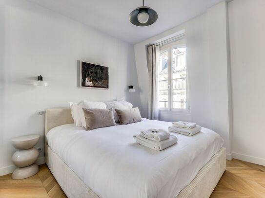 Opera - Saint Georges Newly Renovated 1 Bedroom