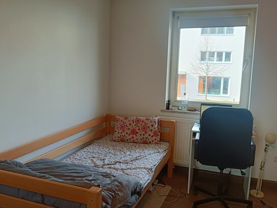 Spacious & Well-Ventilated Shared Room – Perfect for FAU Students