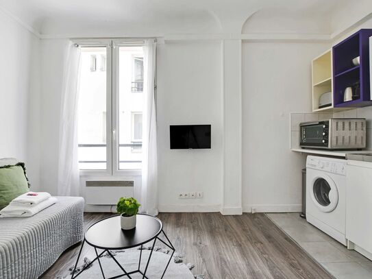 Studio of 15m2 in the 18th district, close to transport