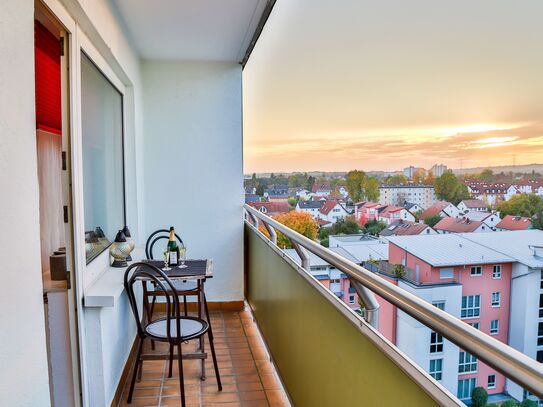 Frankfurt 15 Minutes -Penthouse Studio - Red Bamboo -