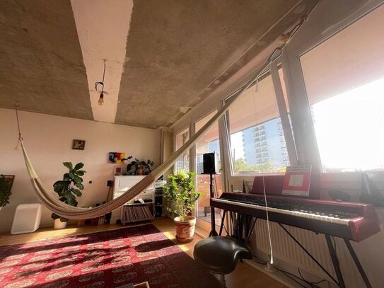 Beautiful and modern Artist apartment in Mitte w/ great view and location