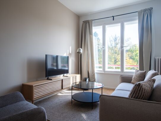 Großes Studio Apartment in schöner Lage in Charlottenburg