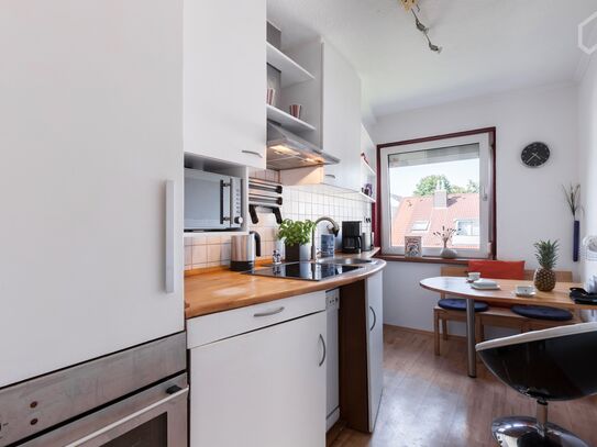 Lovely 3-room-apartment in popular area with good public transport connection