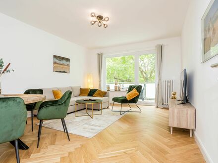 Wunderschöne Wohnung in Berlin-Schmargendorf mit Balkon | Wonderful apartment in Berlin-Schmargendorf with balcony