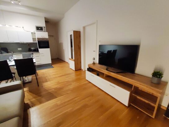 Quiet & lovely loft close to city center