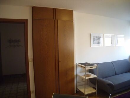 Neues, charmantes Apartment im Herzen der Stadt | Amazing, new studio in quiet street