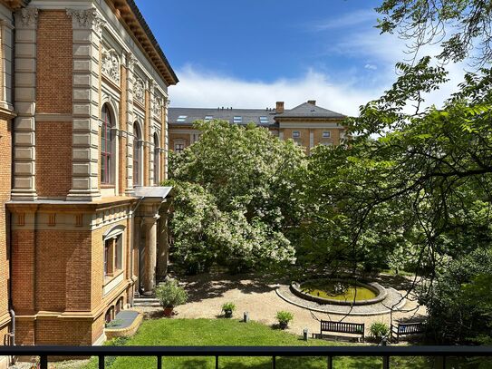 Wunderschönes Studio-Apartment in historischem Denkmal mit parkähnlichem Grundstück