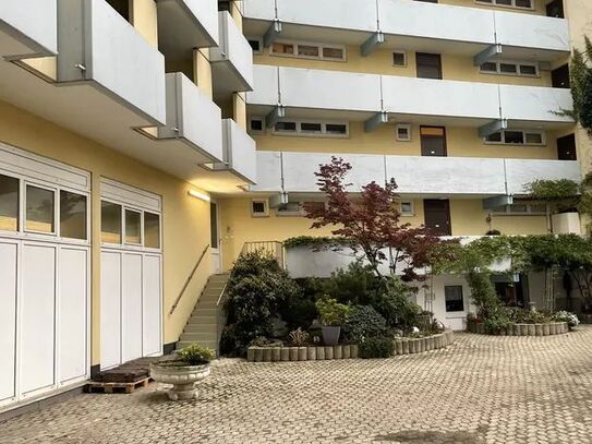 Geschmackvolle 4-Raum-Wohnung in München Sendling