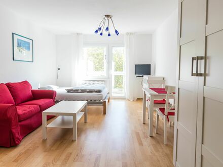 Liebevoll eingerichtetes, stilvolles Zuhause mitten in Frankfurt am Main | Modern, awesome suite in Frankfurt am Main