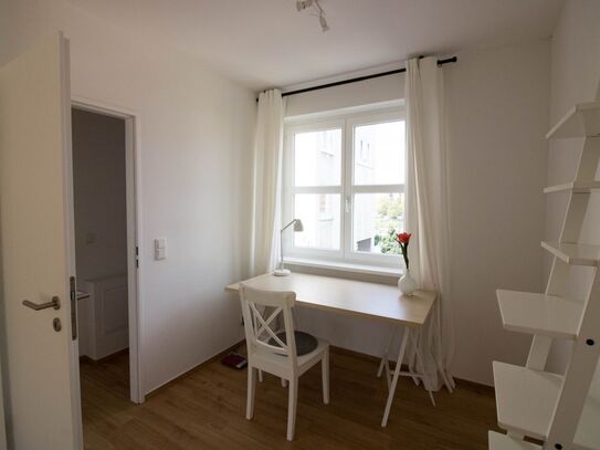 Nicely cut 3-room apartment in the heart of Berlin - comfortably furnished, Berlin - Amsterdam Apartments for Rent