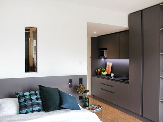 Modern apartment in Munich Moosach with direct connection to the city centre