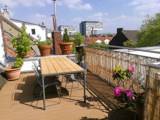 Sunfilled Penthouse-Apartement with 3 balconies with great views of the Dome and the Rhine