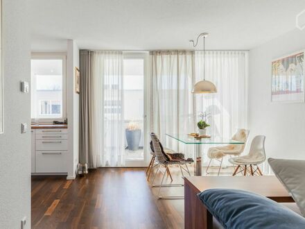 Luxuriös und modern eingerichtetes 3-Zimmer-Apartment mitte in Böblingen | Luxury and modern 3-room Apartment next to M…