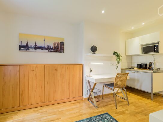 Idyllic 1-room apartment at the Tegel Lake