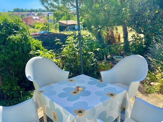 peaceful design apartment with beautiful view and garden in Obrigheim (Pfalz)