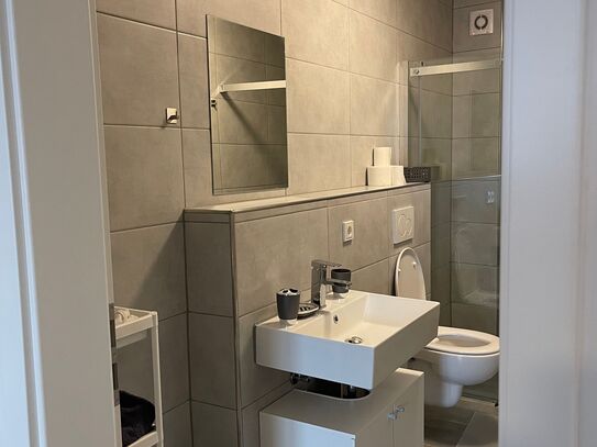 31m² - 200M COLOGNE STATION - CENTRAL - FULL SERVICED - KITCHEN - BATH - WASHING MACHINE - HIGHSPEED-WIFI