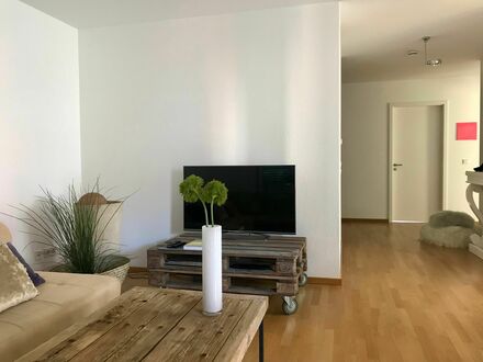 Top 3-Zimmer Wohnung möbliert zur Zwischenmiete in Frankfurt-Sachsenhausen | Neat & fully furnished apartment for rent…