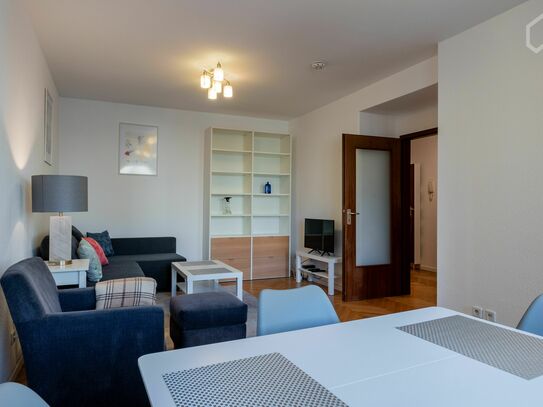 Helle, ruhige Wohnung mit Balkon (6 m²) nahe Kurfürstendamm