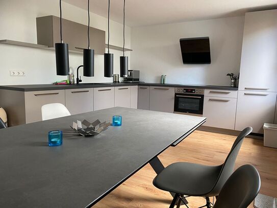 Gorgeous & large apartment located in Karlsruhe, Karlsruhe - Amsterdam Apartments for Rent