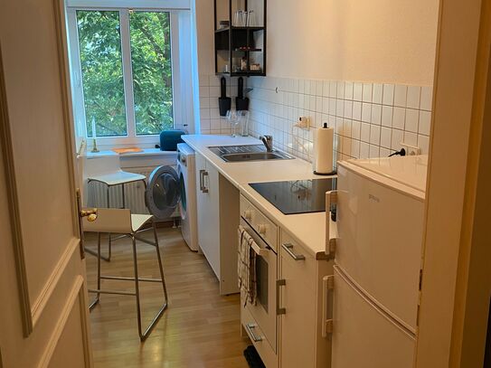 Gorgeous studio with balcony in the heart of Friedrichshain