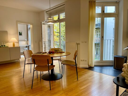 Bright and Cozy Apartment in Prenzlauer Berg with South Facing balcony