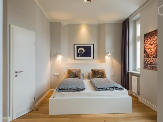 Stylish apartment close to Wittenbergplatz/Victoria-Louise-Platz, Berlin - Amsterdam Apartments for Rent