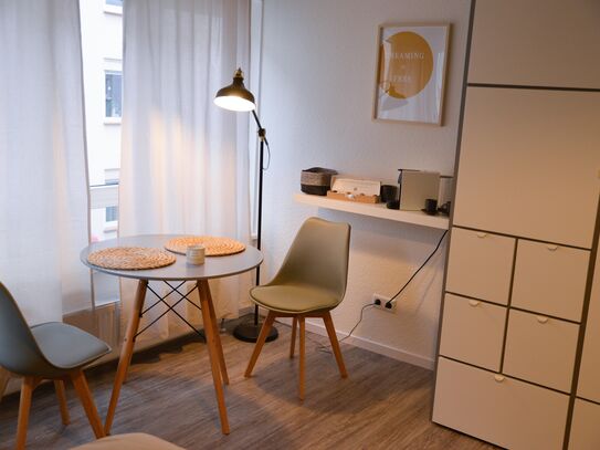 Extraordinary Apartment next to the city centre | fast WiFi